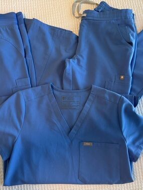 Figs Scrub Set in Royal Blue 1 top, 2 bottoms
